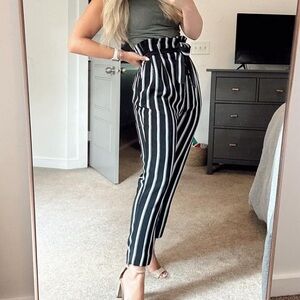 H&M Women's Navy & White Striped Paperbag Pants with Pockets Size 8.